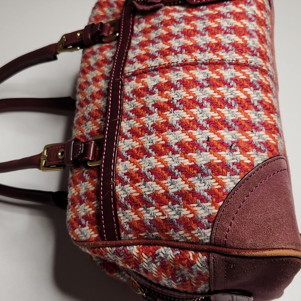 Coach Red and Pink Houndstooth vintage bag. See pictures for details.